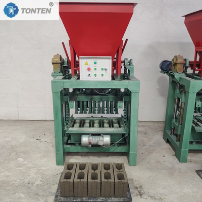 Equipamento semiautomático para fabricação de tijolos de cimento