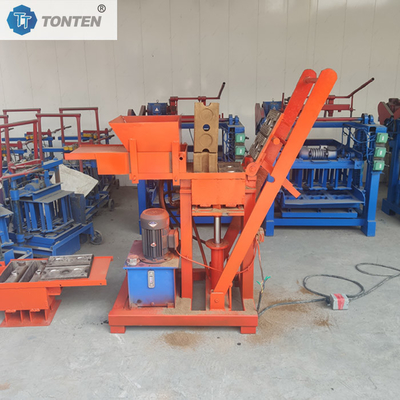 Máquina de fabricação de blocos de concreto totalmente automática