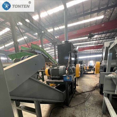 Linha de produção de reciclagem de esmagamento de pneus de borracha de alta eficiência para reutilização de resíduos